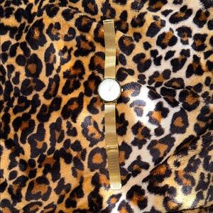 Amazon Gold Mesh Band Wrist Watch with White Dial